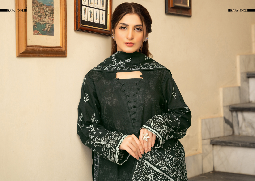 Safa Noor Unstitched Khaddar 3-Piece - SN012